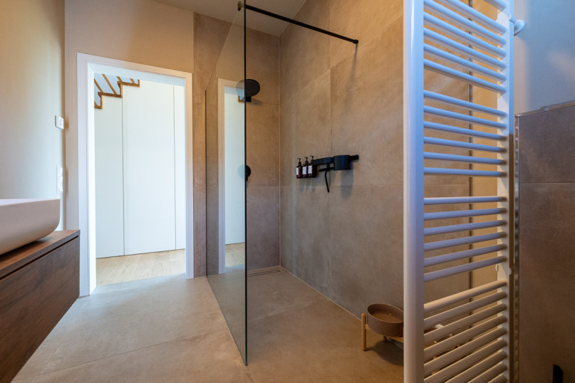 plush74 modern lakeview house berlin area 28