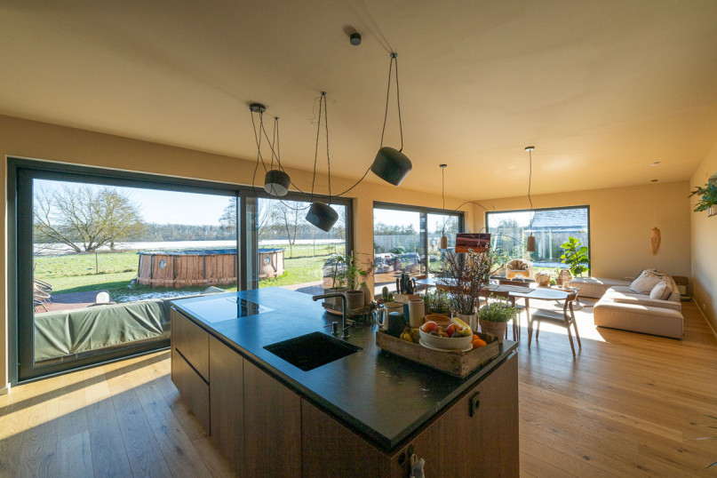 plush74 modern lakeview house berlin area 41