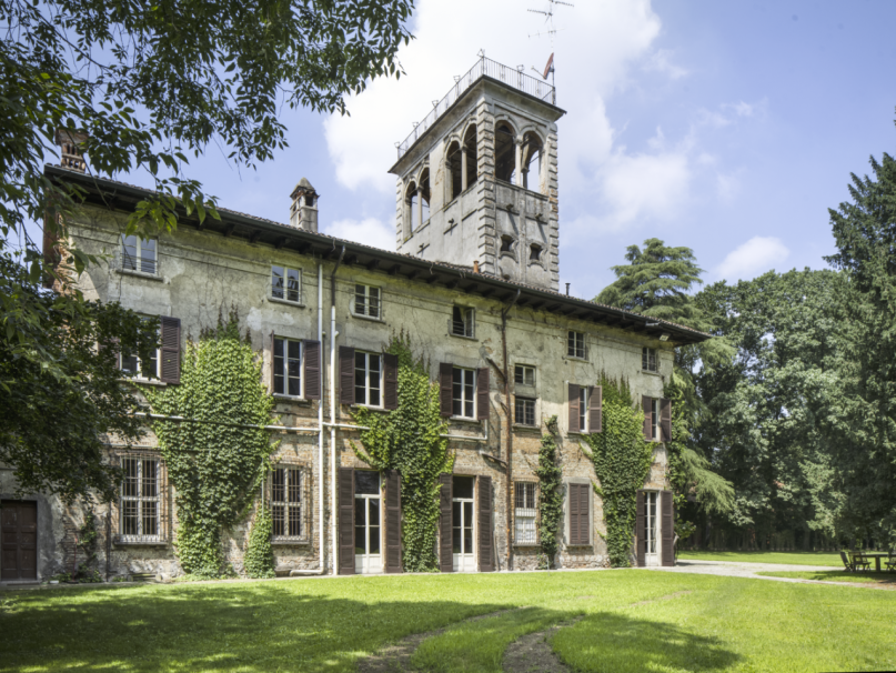 plush74 neoclassical villa near milan 49(1)