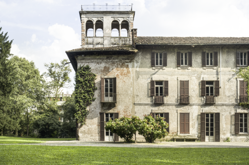 plush74 neoclassical villa near milan 52(1)