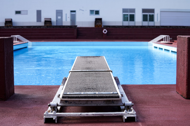 plush74 oasis outdoor pool zurich 8