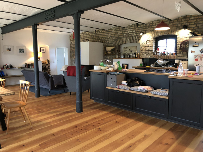 plush74 old stable brandenburg 6