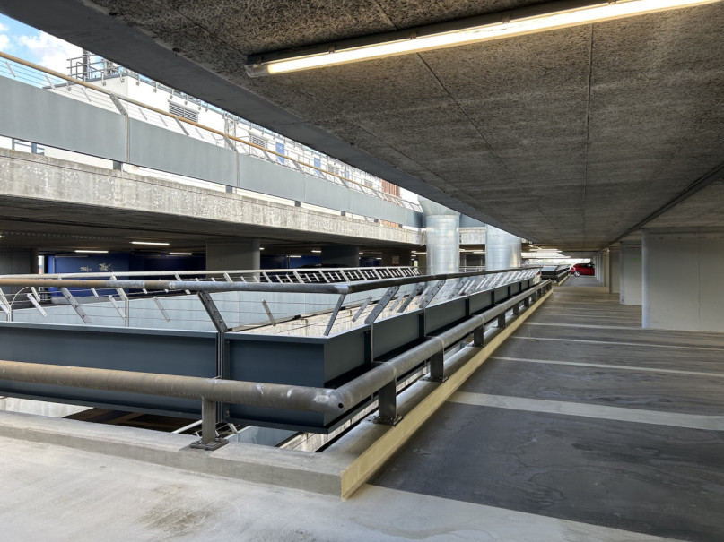 plush74 parkdeck hallen am borsigturm 26