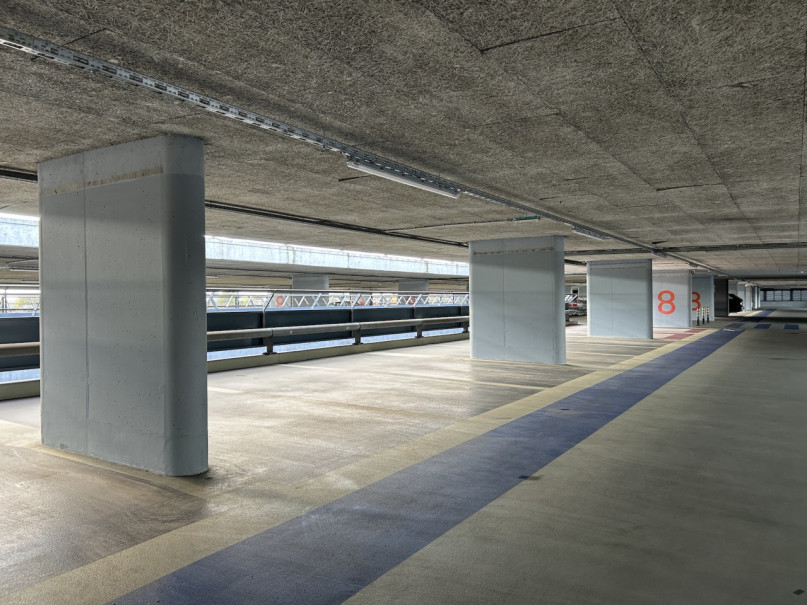 plush74 parkdeck hallen am borsigturm 27