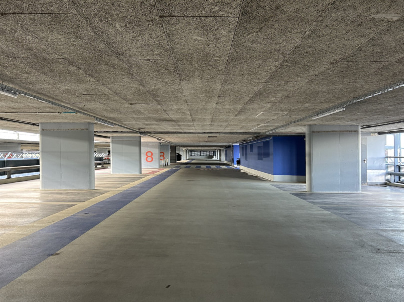 plush74 parkdeck hallen am borsigturm 52