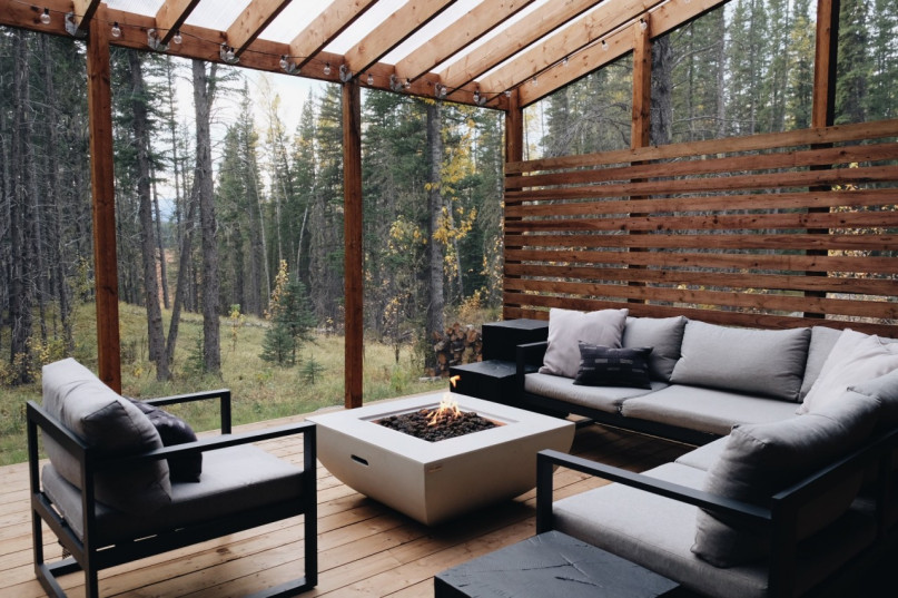 peluche74 foto película lugar del evento alberta canadá bosque rústico cabaña 2