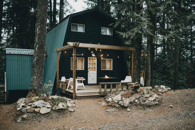 peluche74 foto película evento ubicación vancouver bosque casa privada canadá brillante casa rústica cabaña 6