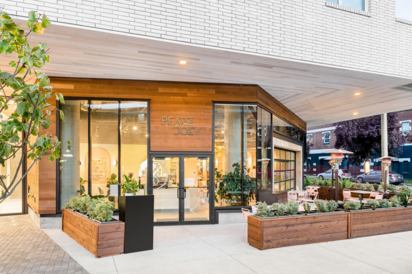 plush74 photo film event location vancouver island urban city restaurant victoria 16