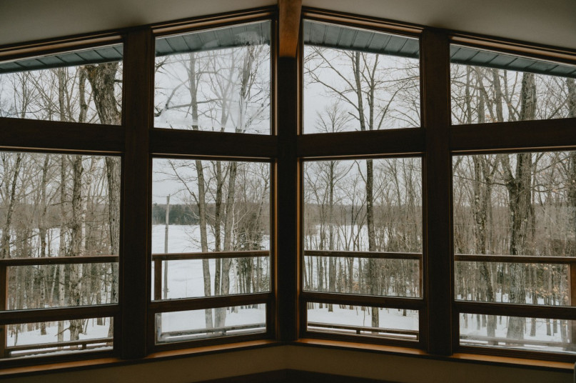 plush74 photo film location toronto lake house canada rustic forest private home 10