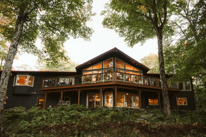 plush74 photo film location toronto lake house canada rustic forest private home 40