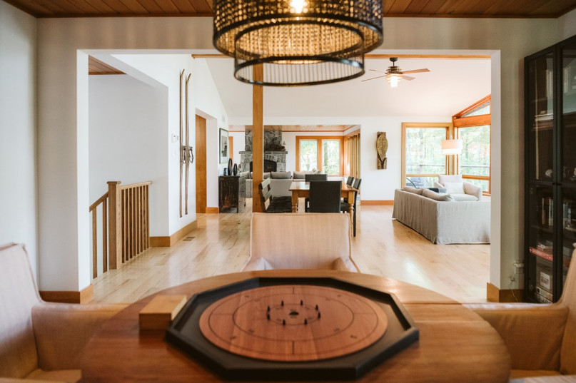 plush74 photo film location toronto lake house canada rustic forest private home 42