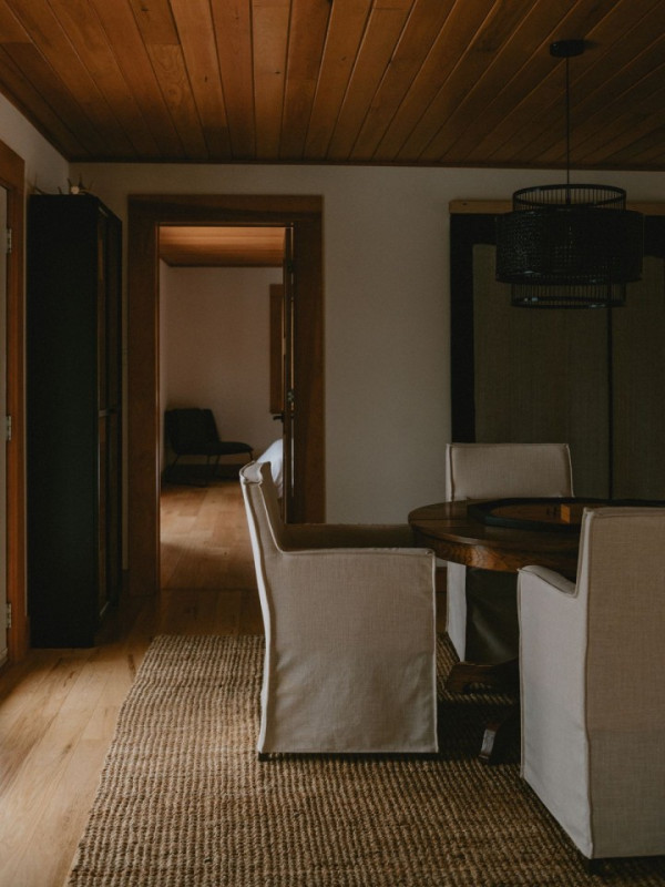 plush74 photo film location toronto lake house canada rustic forest private home 9