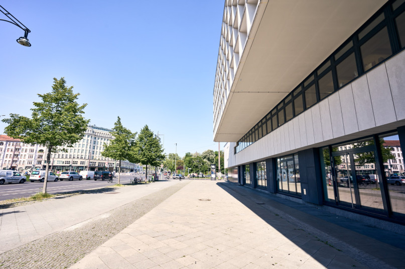 plush74 pop up event space berlin mitte 1 (3)