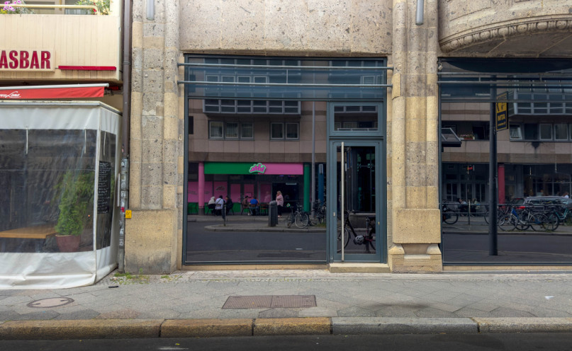 plush74 pop up in the center of berlin 8 (2)