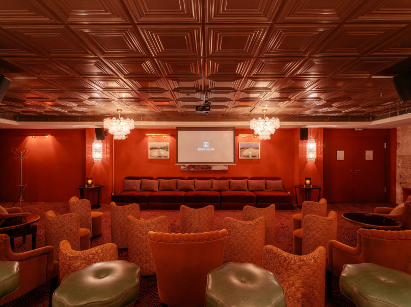 plush74 red room venue berlin 1