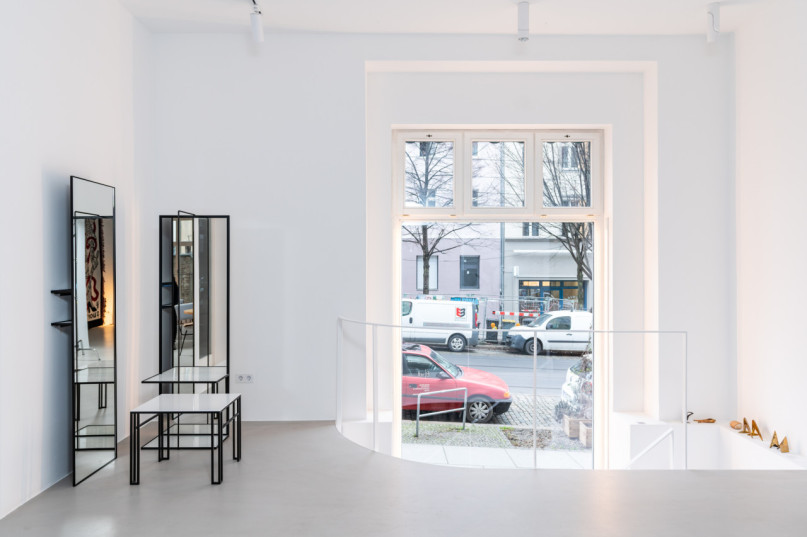 plush74 rental film foto event berlin germany house gallery space studio 44