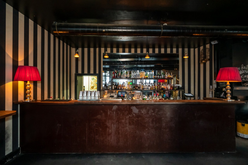 felpa74 alquiler film foto evento alemania berlin bar club 43