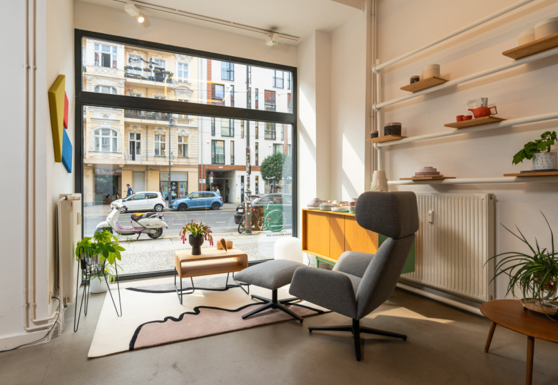 pluche74 verhuur film foto duitsland berlijn urban art space galerie showroom 18