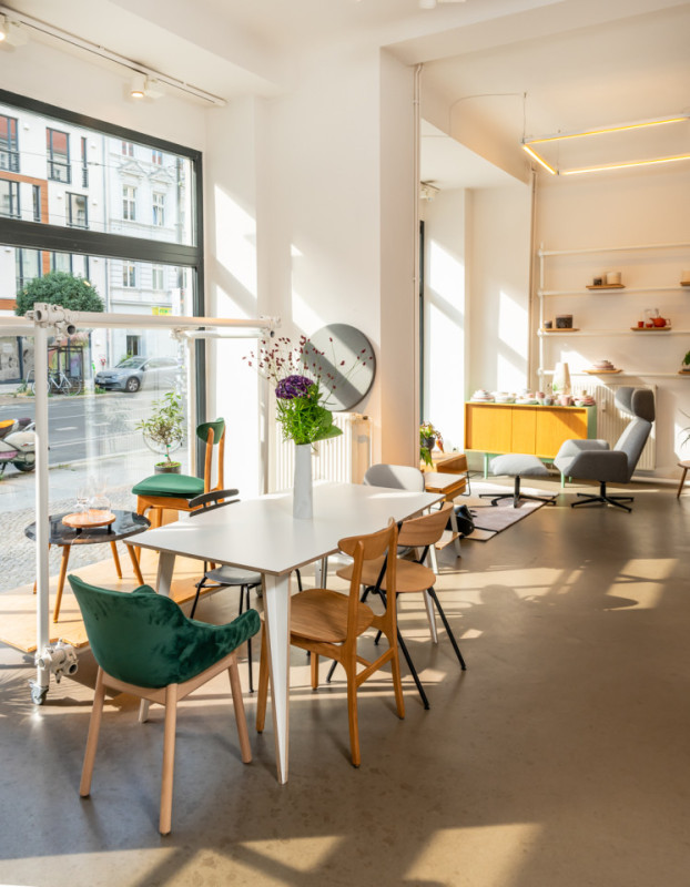 pluche74 verhuur film foto duitsland berlijn urban art space galerie showroom 37