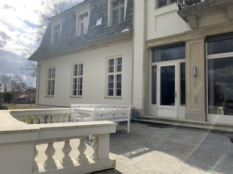 plush74 rental location film photo event castle villa countryside velvet garden 26 (2)