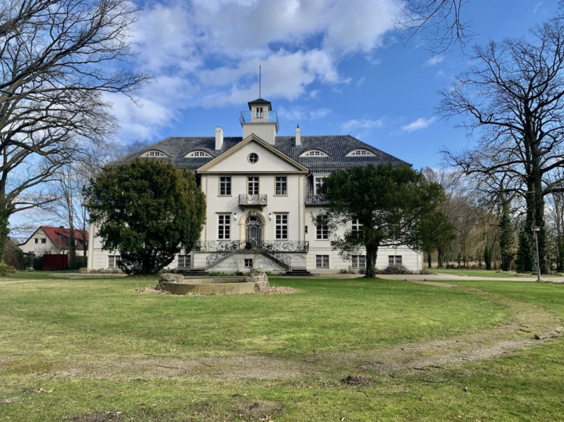 plush74 rental location film photo event castle villa countryside velvet garden 27 (1)