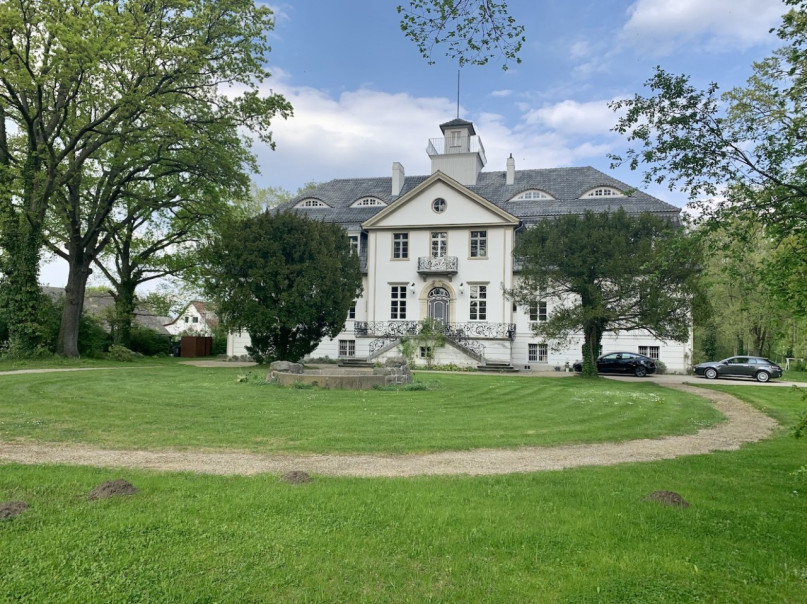 plush74 rental location film photo event castle villa countryside velvet garden 36 (2)