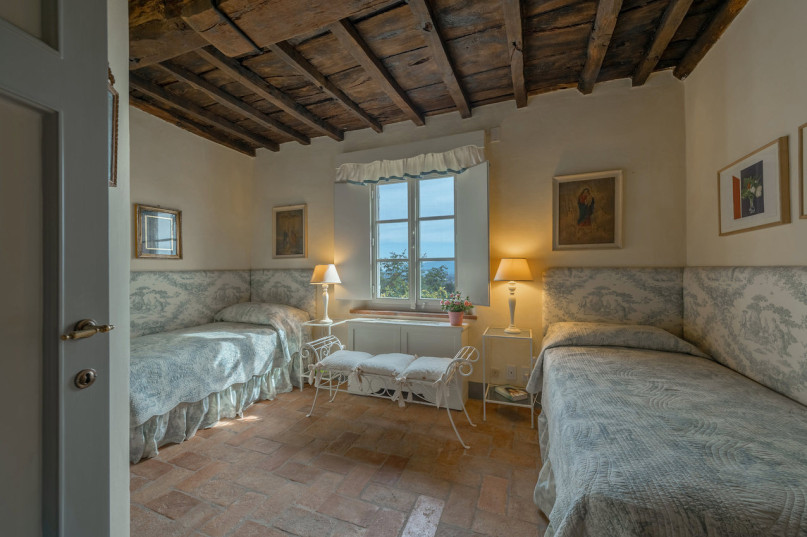 plush74 rental location film photo event italy tuscany villa 23