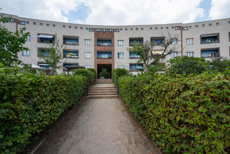 felpa74 alquiler lugar película foto evento pueblo colores ciudad berlín 7