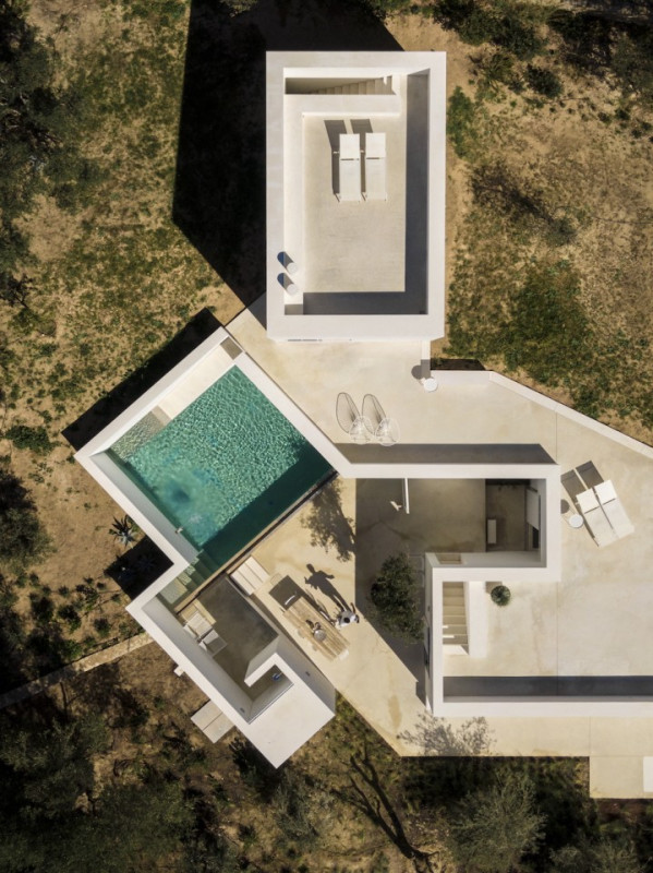 plush74 affitto location film produzione fotografica servizio moderno bianco pulito casa villa grafica lusso10