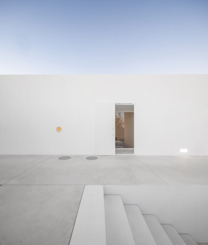 plush74 affitto location film produzione fotografica servizio moderno bianco pulito casa villa grafica lusso18