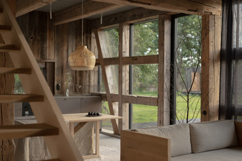 peluche74 alquiler producciones locacion foto pelicula finca polonia granero campo00099