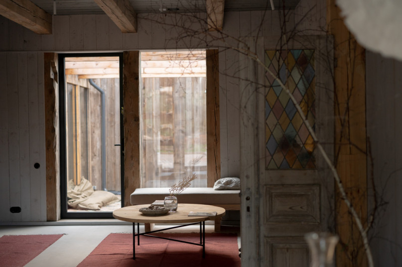 felpa74 alquiler producciones locacion foto pelicula finca polonia granero campo00132