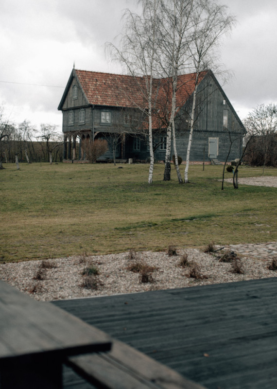 felpa74 alquiler producciones locacion foto pelicula finca polonia granero campo00191