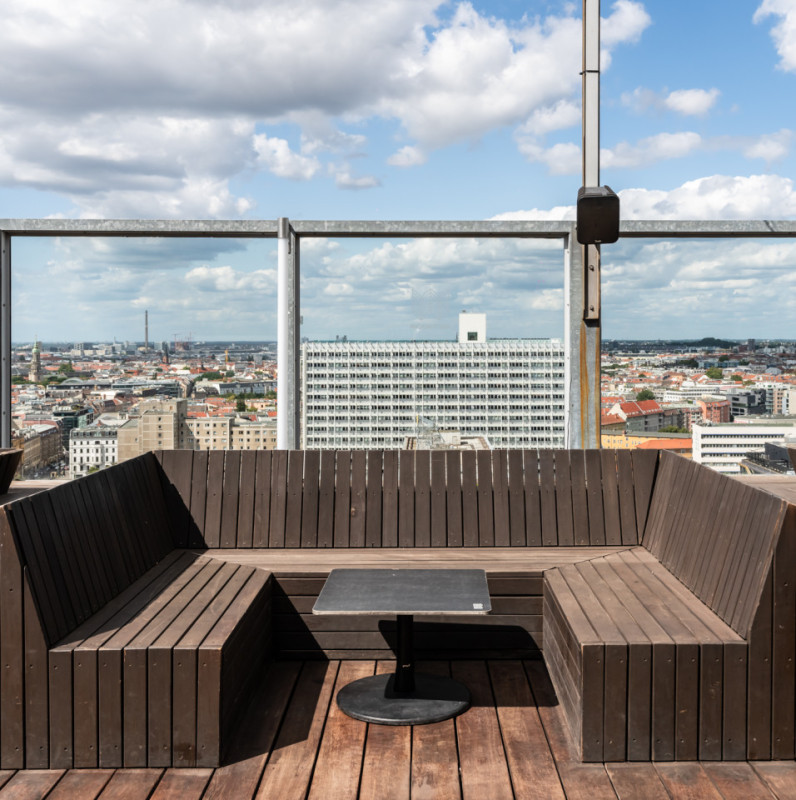plush74 rooftop club berlin alexanderplatz 19