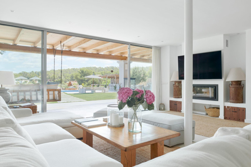 plush74 rustic elegance villa 11