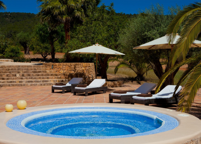 plush74 rustic island villa 4(1)