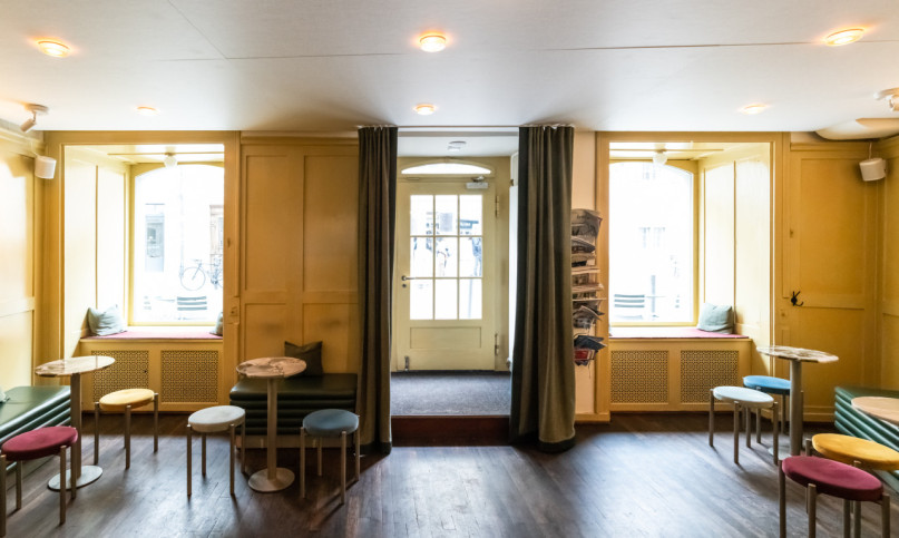 plush74 secret garden and bistro 13