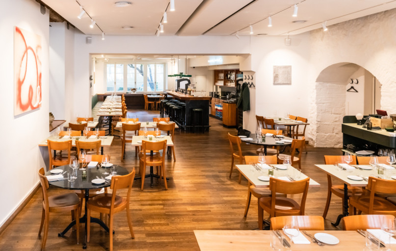 plush74 secret garden and bistro 27