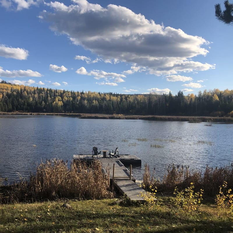 felpa74 sereno frente al lago solar cabañas retiro 17