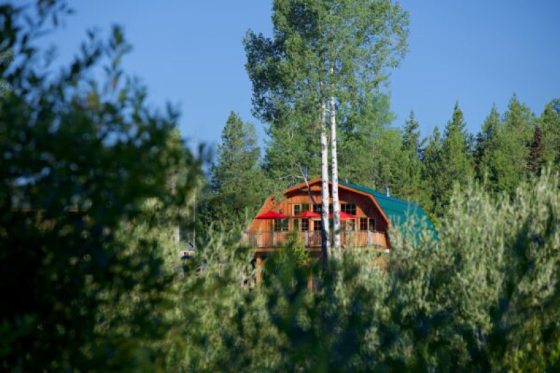 felpa74 sereno frente al lago solar cabañas retiro 23