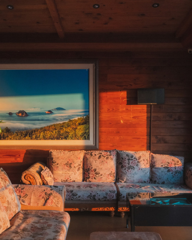 plush74 corea del sur geojedo island seaside ocean location rent shoot film photo rocks 11