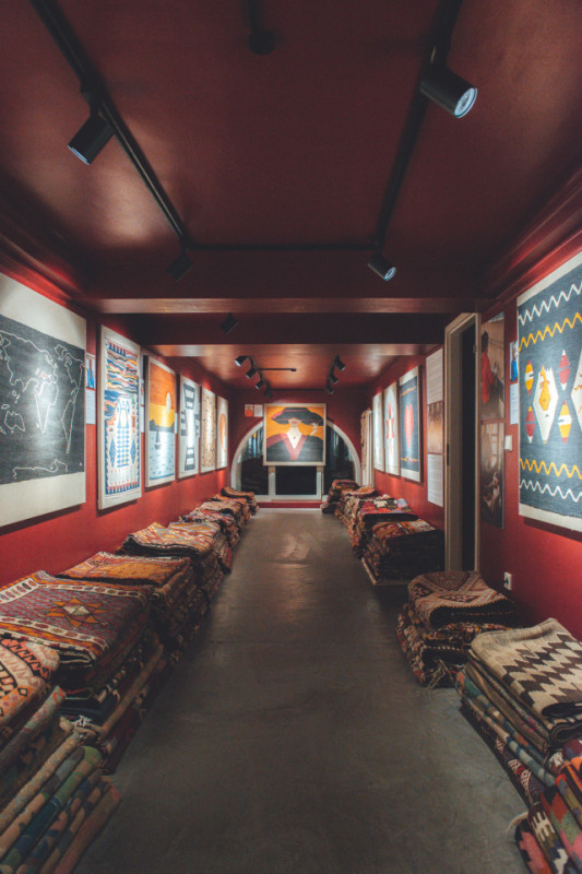 plush74 spacious pop up showroom in berlin 6