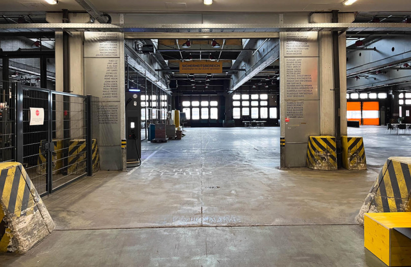 plush74 the airport event hangar 5