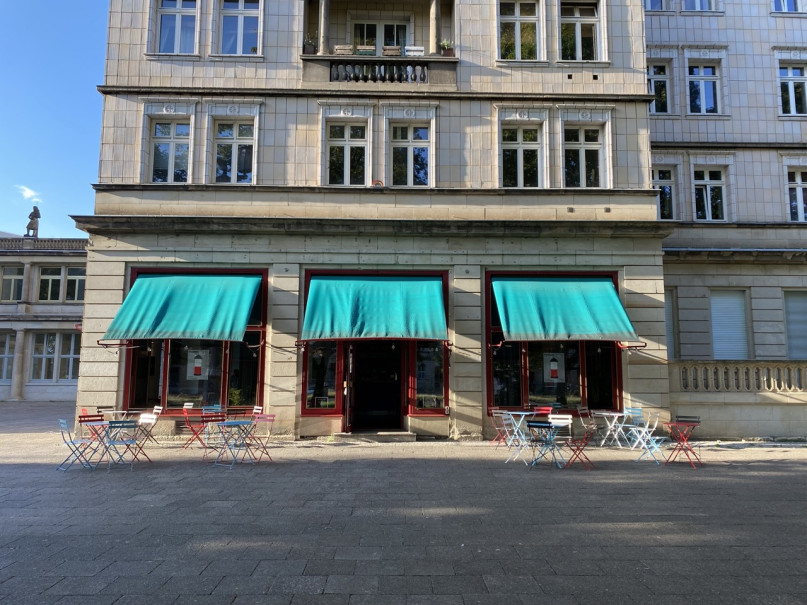 plush74 the contemporary bar 2(1)