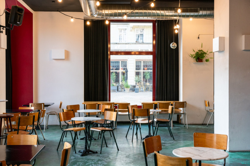 plush74 the contemporary bar 20