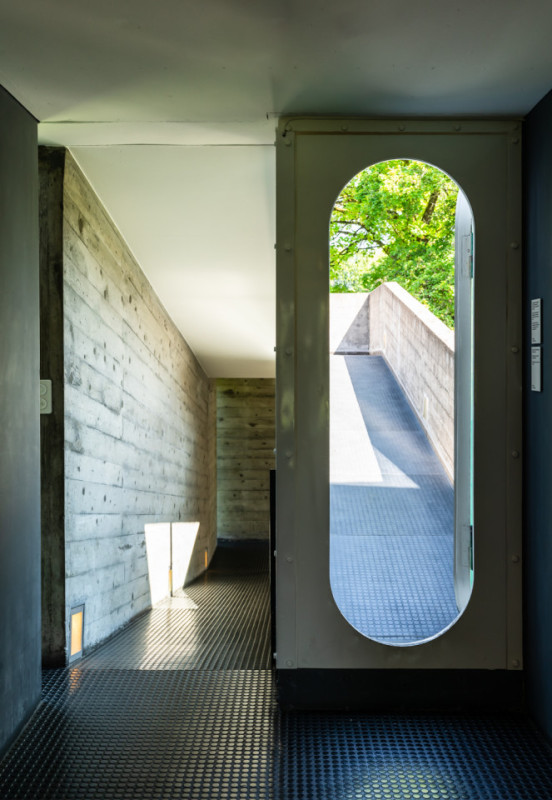 plush74 the pavillon 24(1)