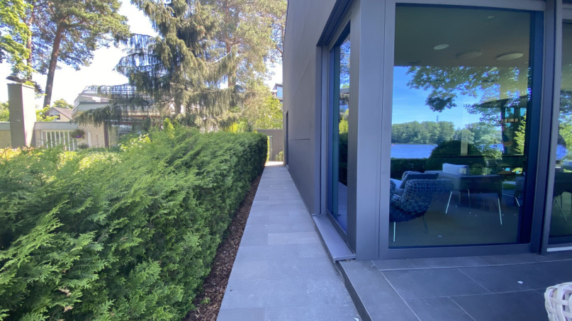 plush74 the sunlit lake house 41 (1)