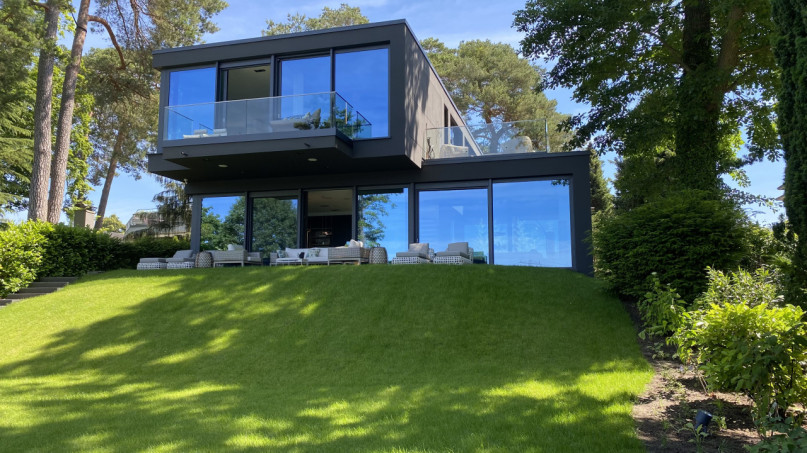 plush74 the sunlit lake house 61