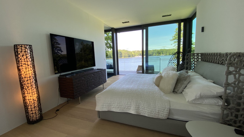 plush74 the sunlit lake house 74 (1)