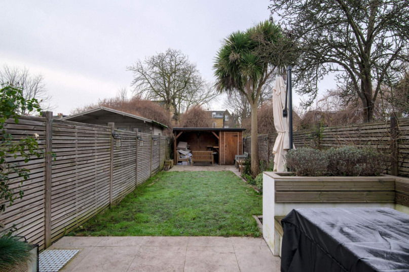 plush74 toothing townhouse 31